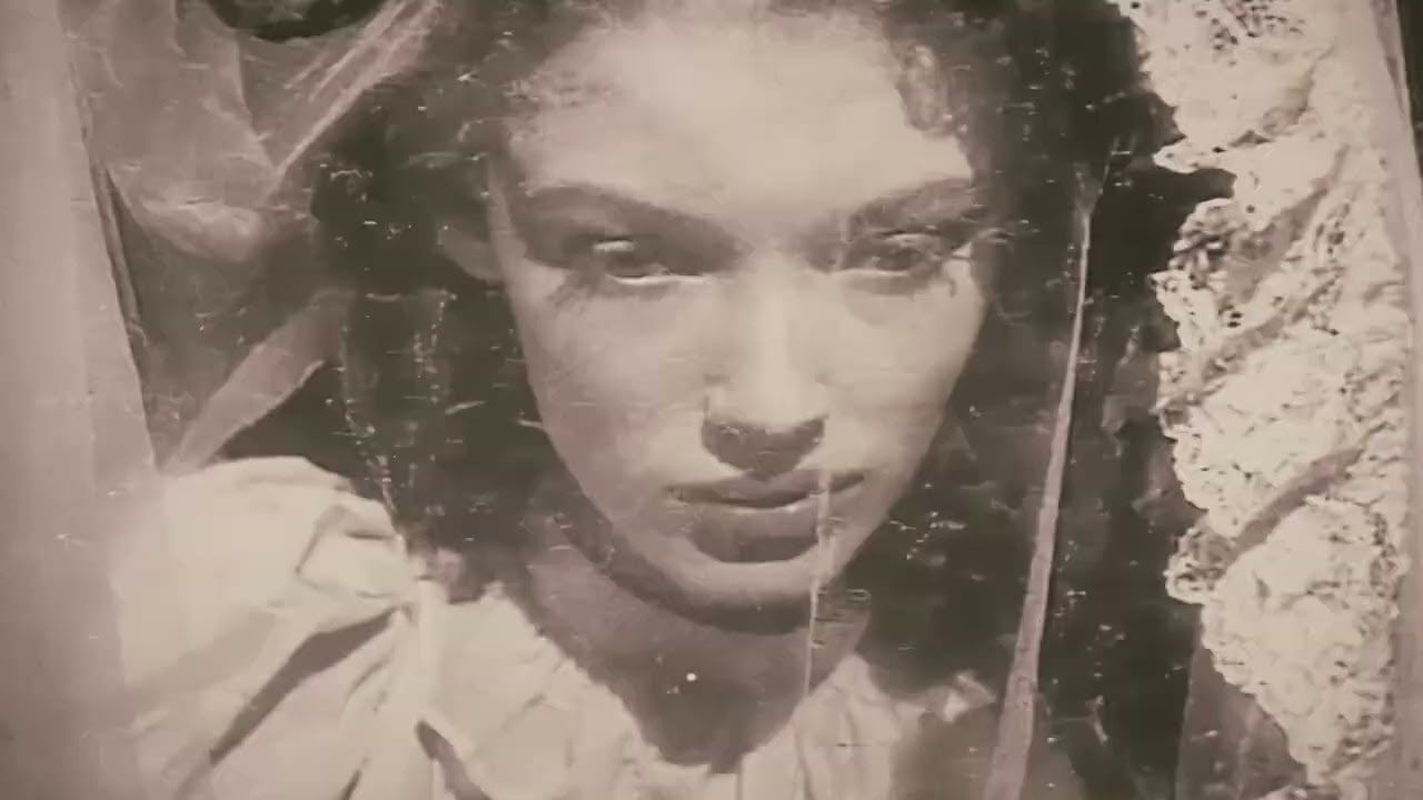 Placeholder still for Les Rapports de Production, taken from the video.